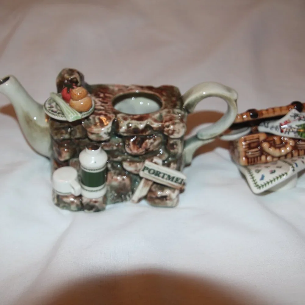 Teapot, small, vintage. Garden Picknick. Portmeirion Brand. Excellent condition. - Picture 8 of 8